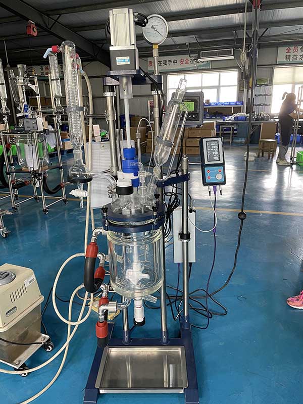 玻璃反應(yīng)釜真空反應(yīng)器運(yùn)行負(fù)壓多少？