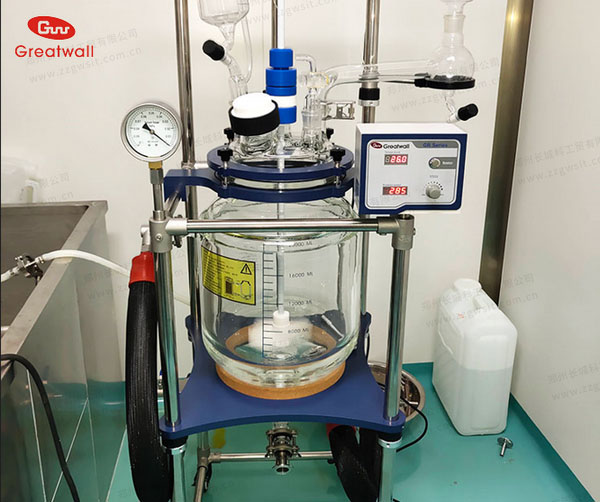 雙層玻璃反應(yīng)釜四氟乙烯墊片如何使用？